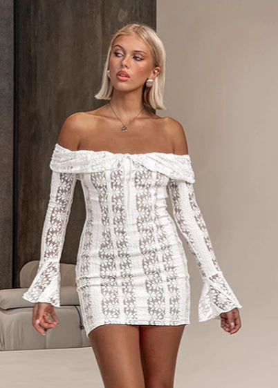 Camille – Omuz Açık Dantel Bodycon Elbise