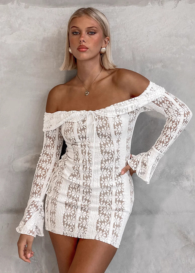 Camille – Omuz Açık Dantel Bodycon Elbise