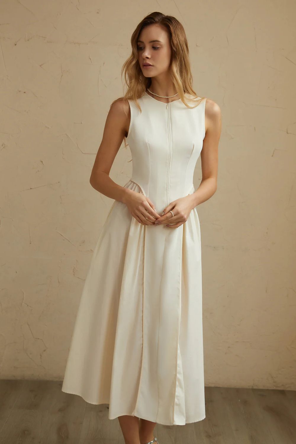 Thea_Dress_1.jpg